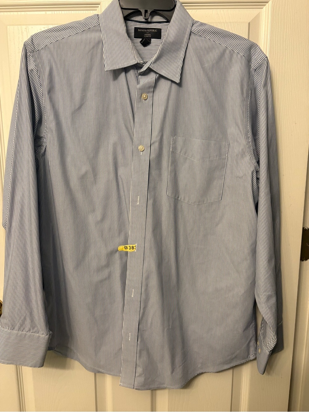 Banana Republic Men's Button Down Shirt Long Sleeve Non-Iron Standard Fit XL.